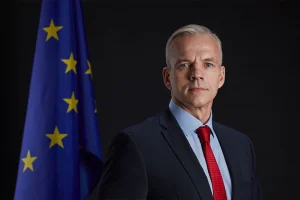 origine du mot ministre